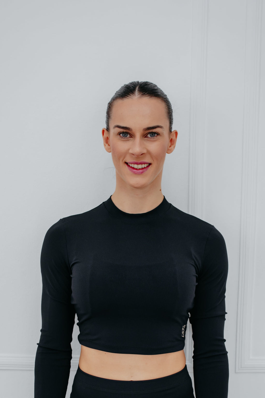 Core Long Sleeve – Black Noir Carioca
