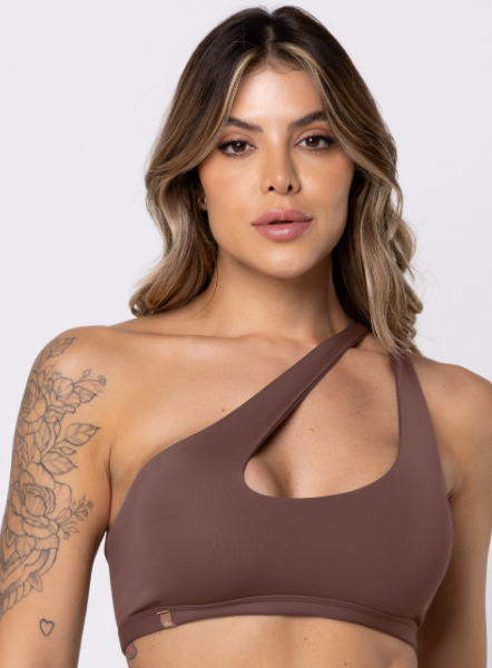 Asymmetric Top – Brown 'The Brazilian way'
