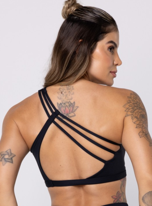 Asymmetric Top – Black 'The Brazilian way'