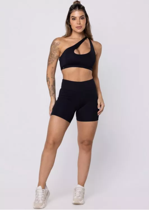 Asymmetric Top – Black 'The Brazilian way'